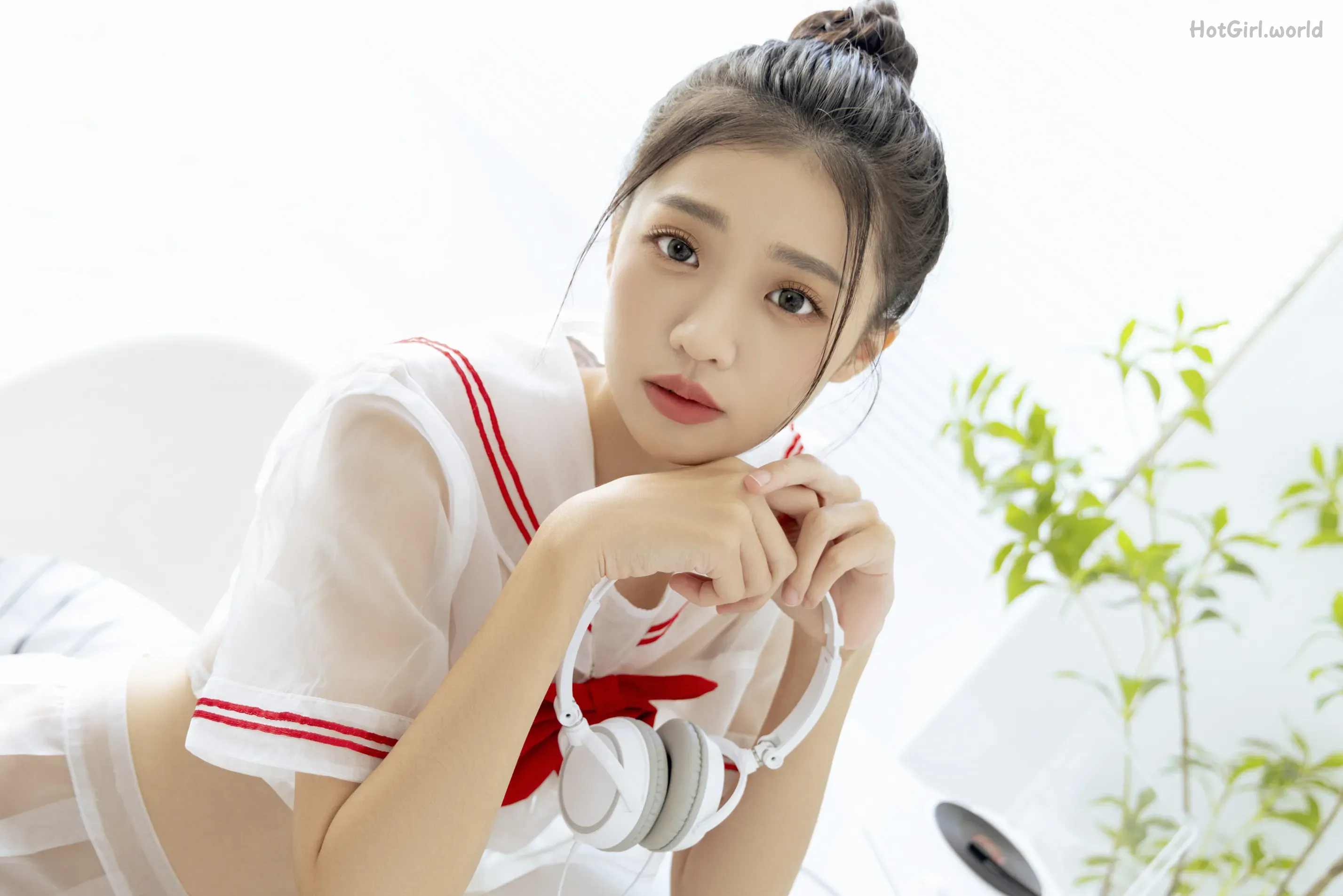 JVID-妍妍-Angel-电竞少女-超可愛微乳美少女-第一次的性感開發 第16张图