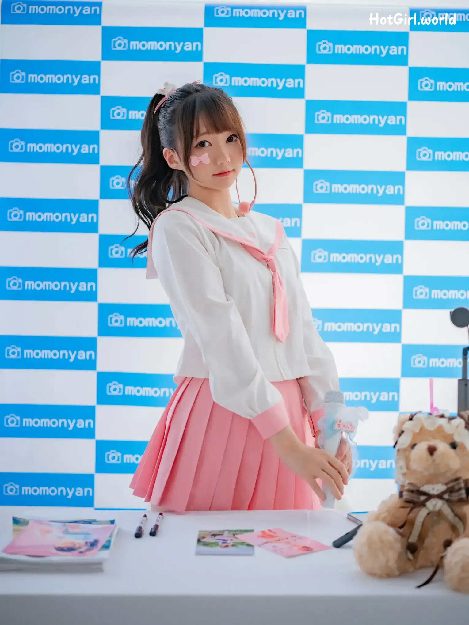 Coser-NAGISA魔物喵-ビキニアイドルのサイン会 第29张图