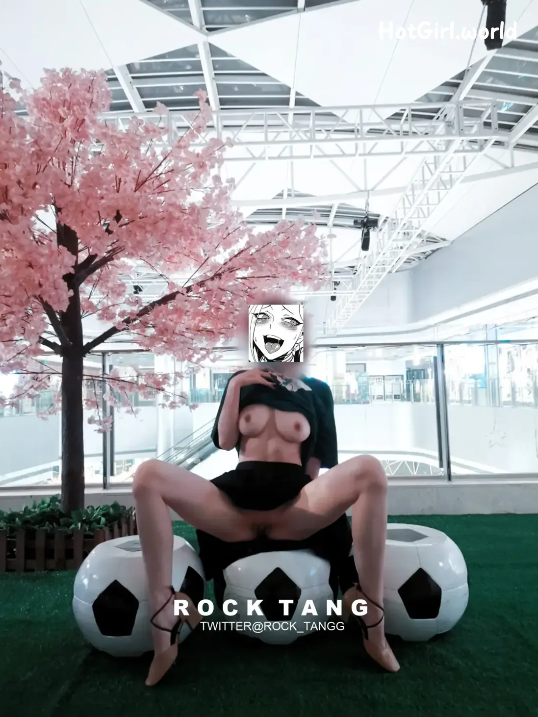 RockTangg-X白虎福利姬-夜行露出-车厢调教 第61张图