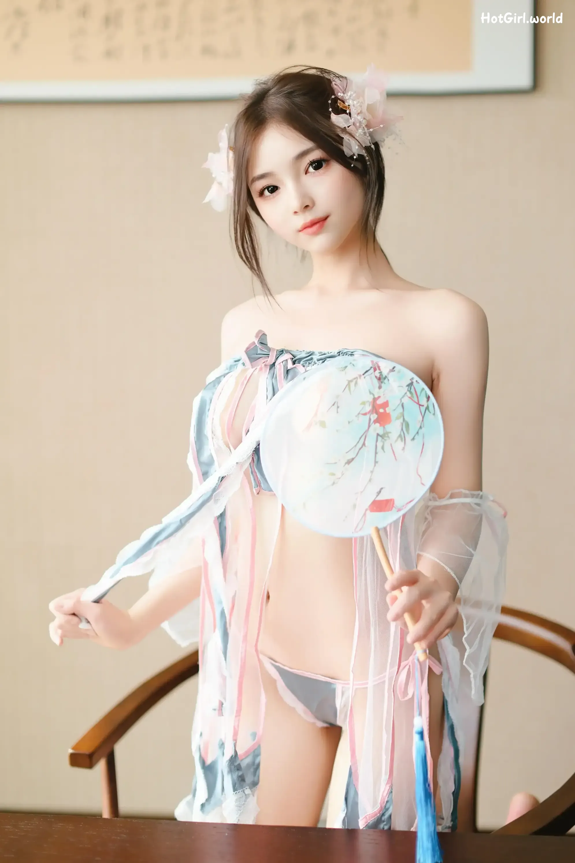 XR Uncensored-苏软软-R18-秀人网模特-新人首秀-鲜花朵朵 第31张图