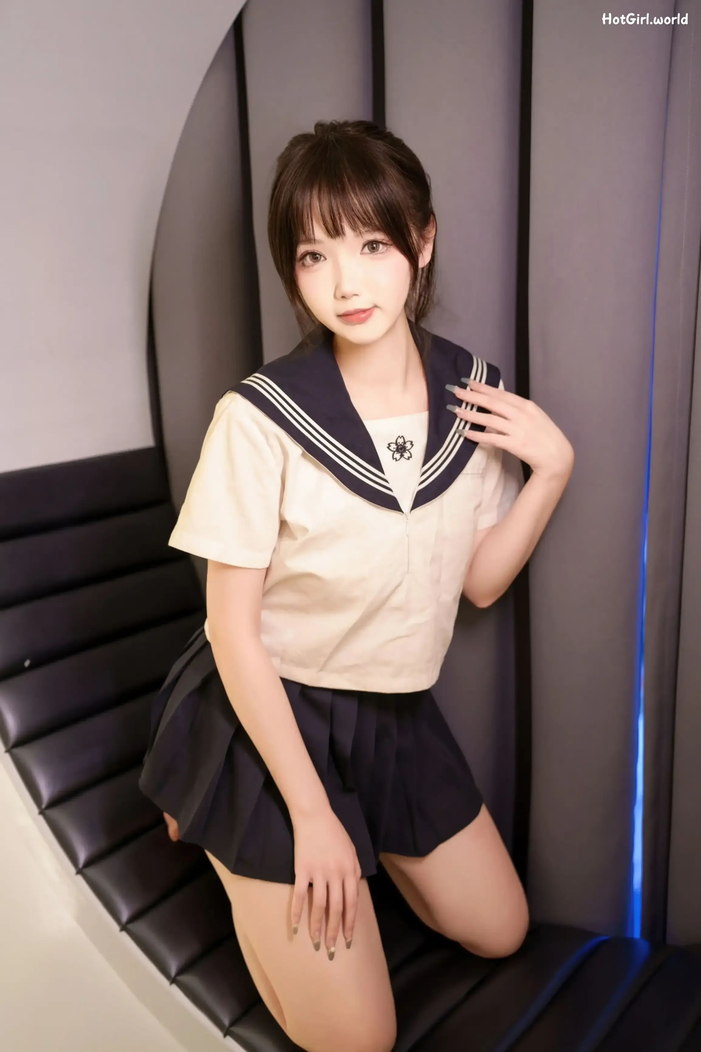 Coser-雪晴-Astra-牛奶丝透明黏滑体操服 第2张图