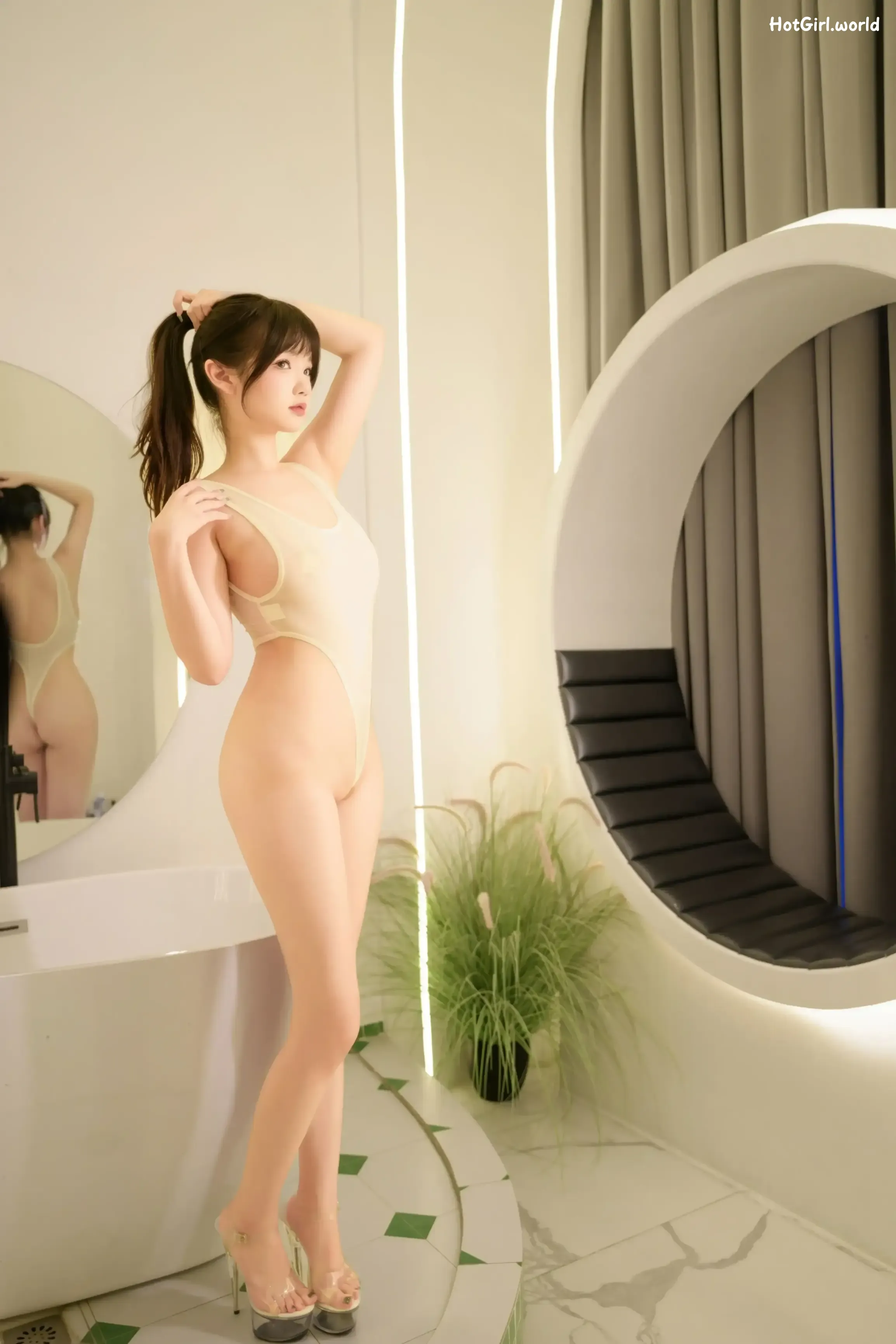 Coser-雪晴-Astra-牛奶丝透明黏滑体操服 第14张图