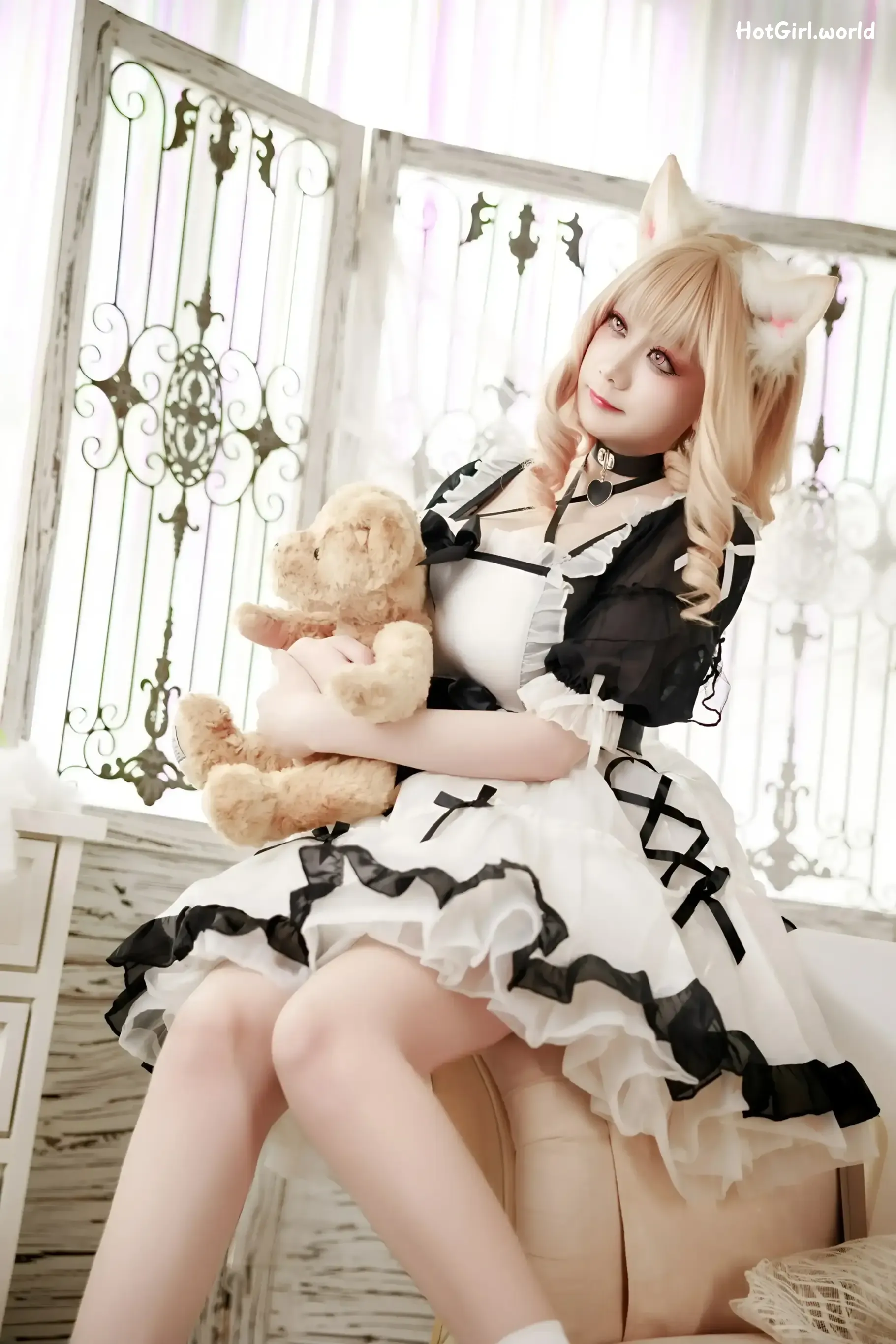 Coser-阿雪雪-午后女仆 第18张图
