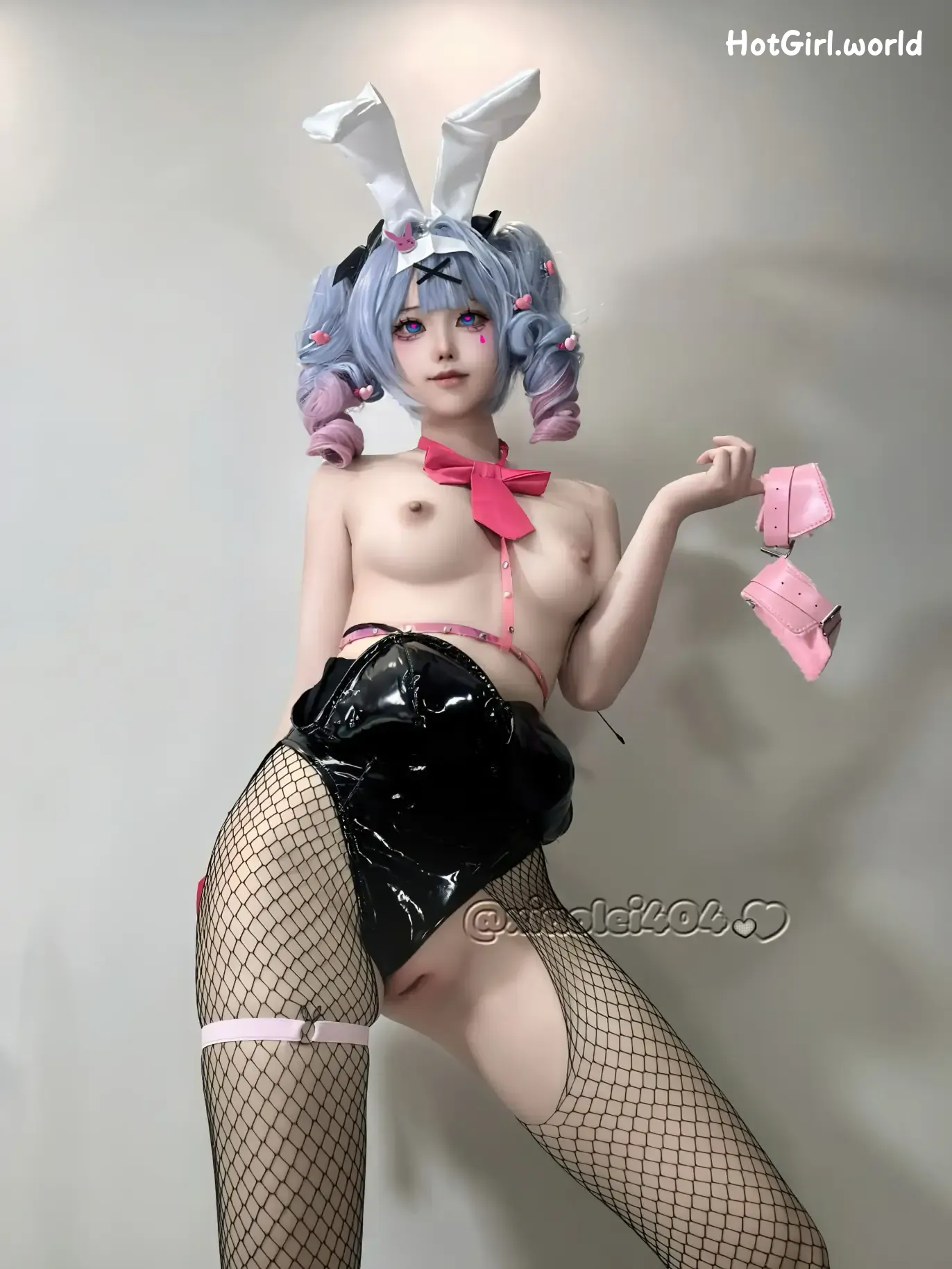 Coser-希尔薇-清纯颜值少女-裸舞自慰福利（22 videos） 第8张图