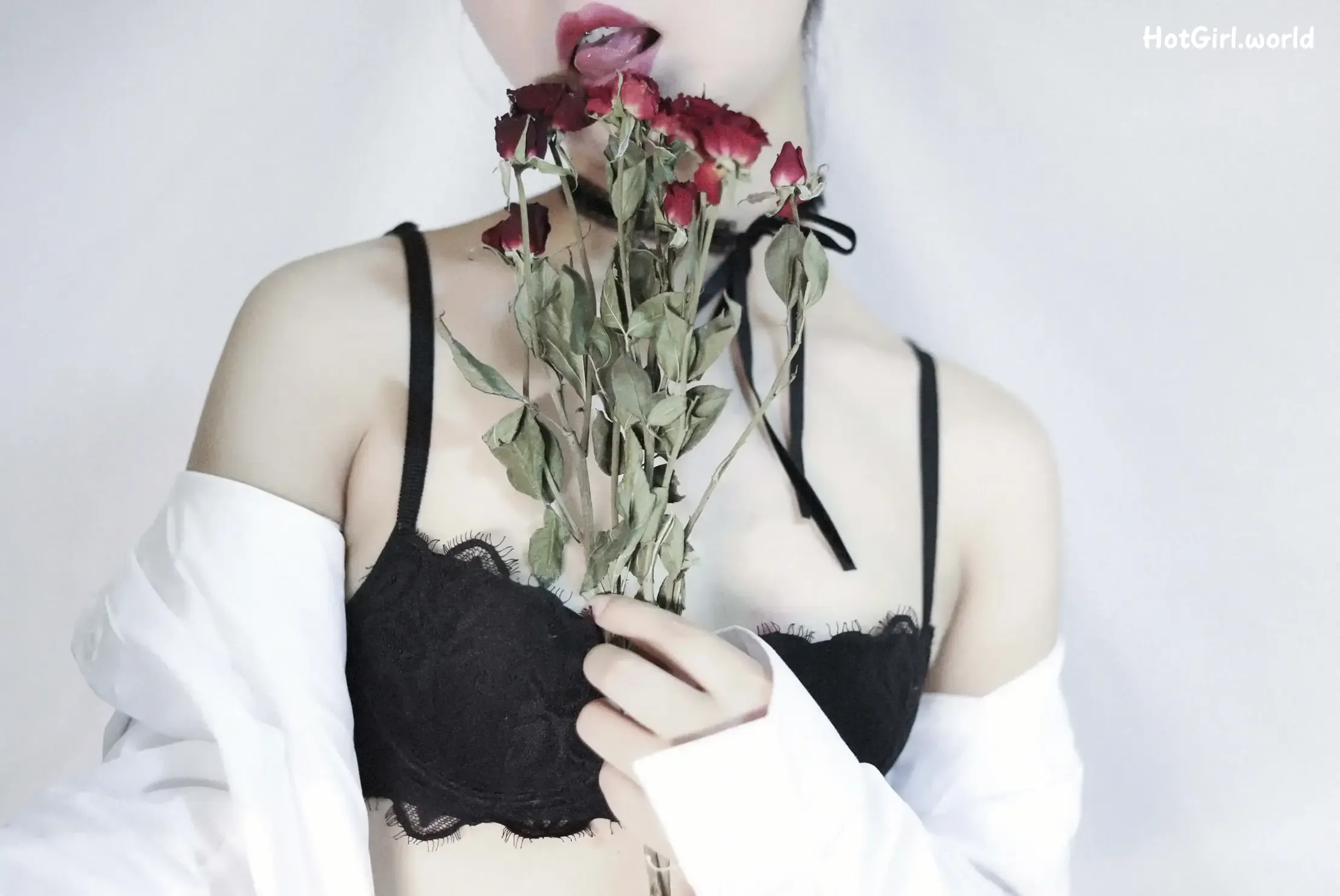 Coser-洛美-OL与花（3 videos） 第4张图
