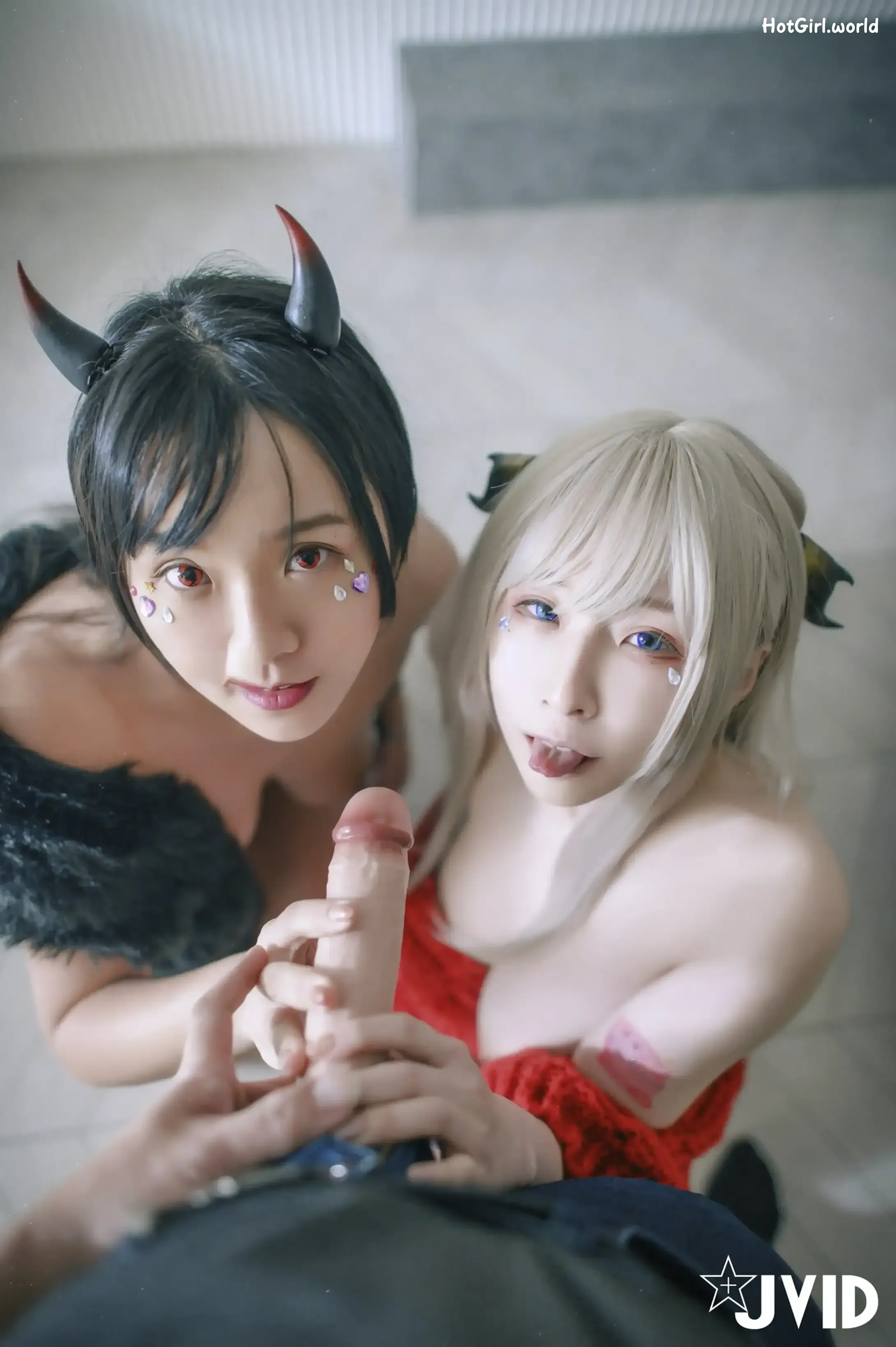 JVID-黎菲儿-&-宝七-暗夜魅魔人间取精-巨根初体验-硕大酥乳汹涌澎湃 第51张图