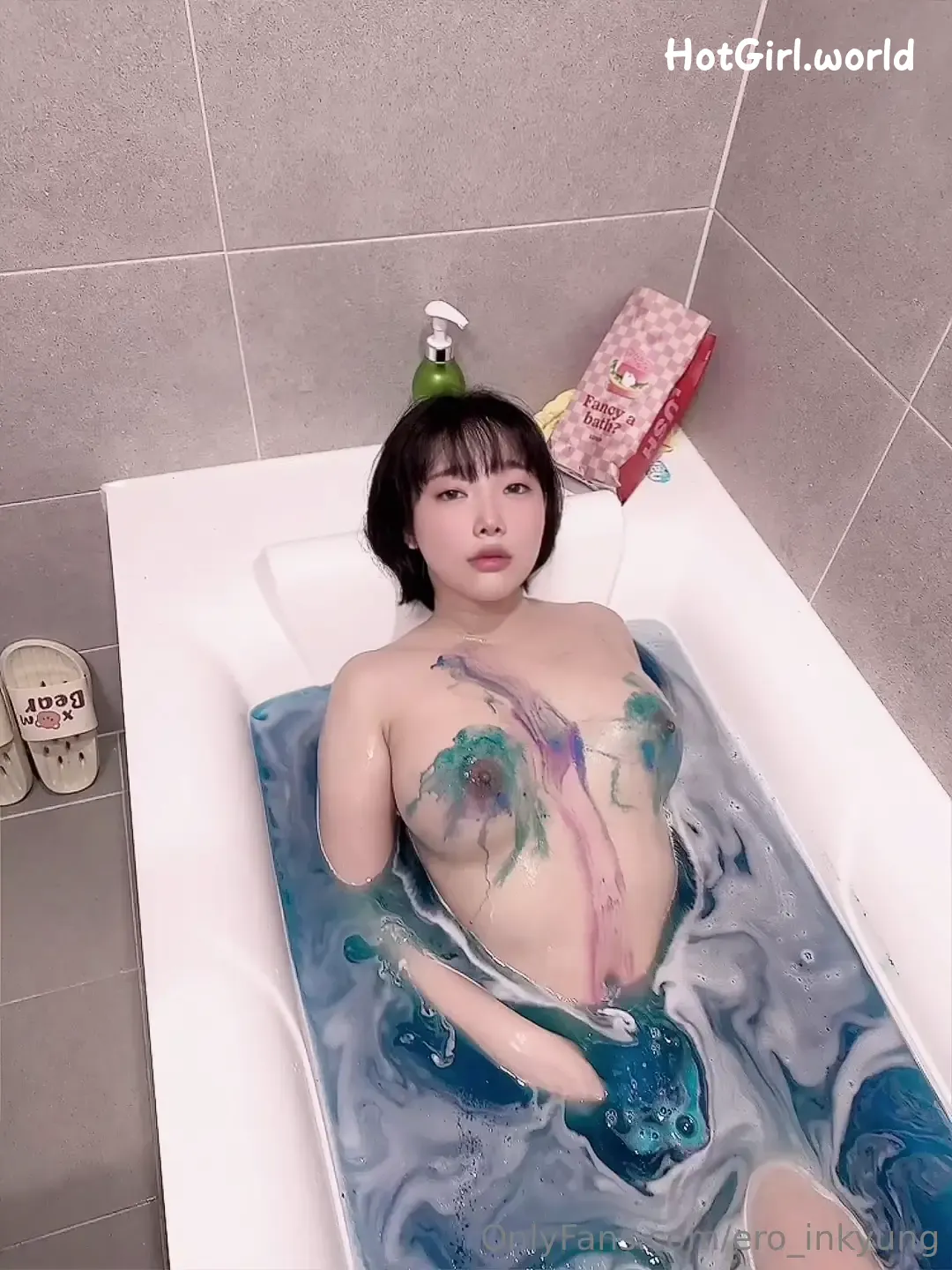 Kang In-kyung-강인경-최근 작품 욕조（1 video） 第25张图