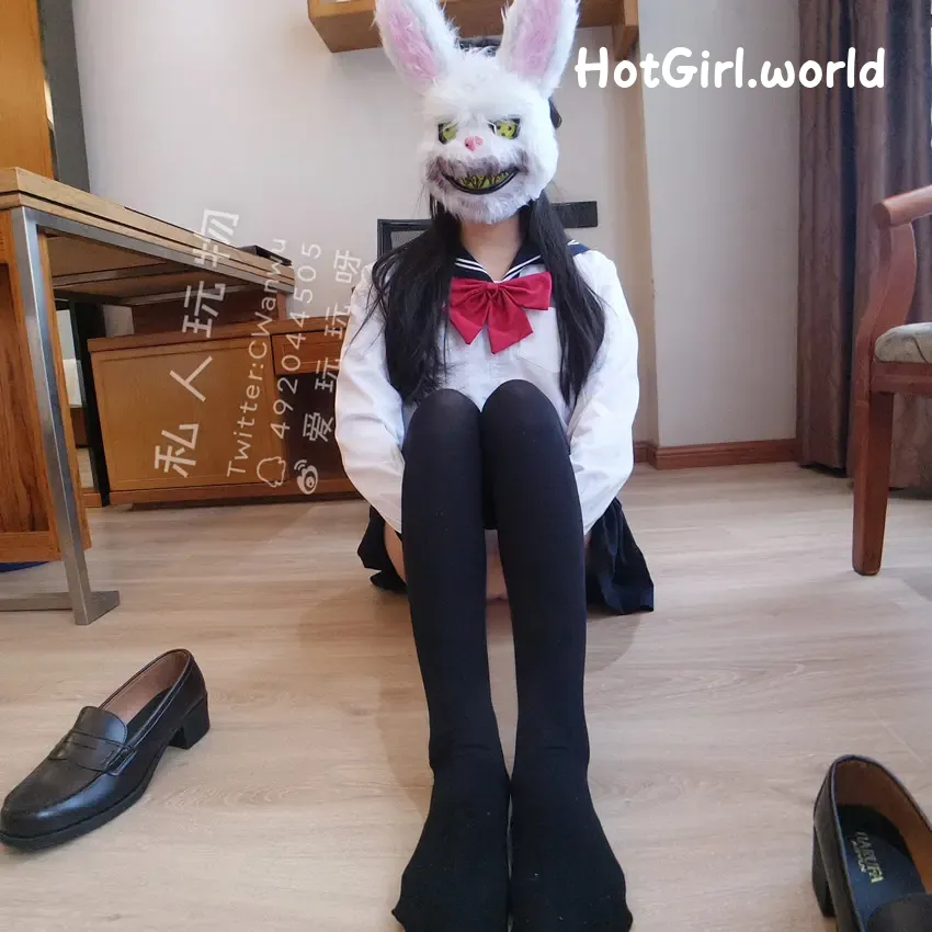 Coser-私人玩物-会员订制-JK水手服兔娘（1 video） 第25张图