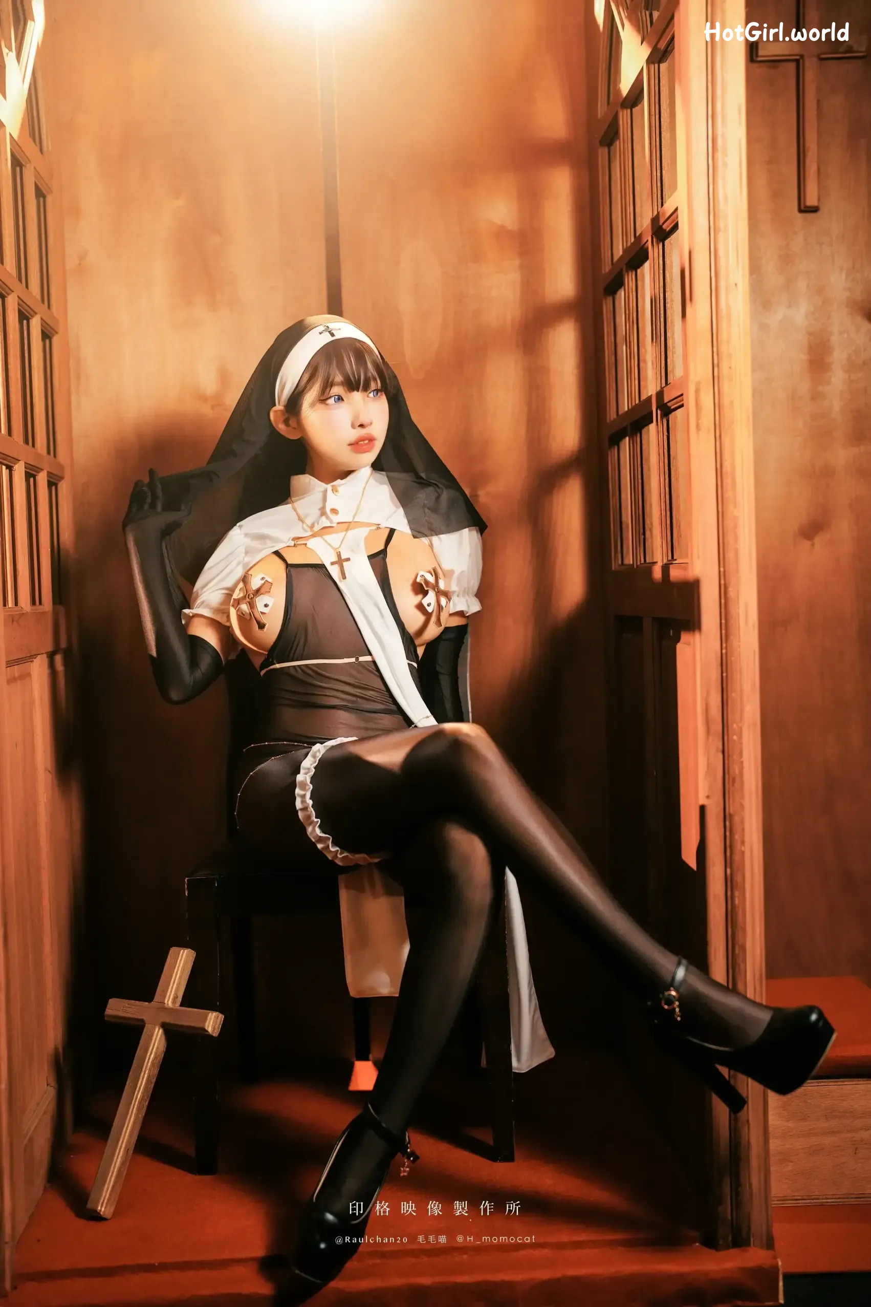Coser-慕慕-Momo-肉體淨化世間罪惡 第9张图