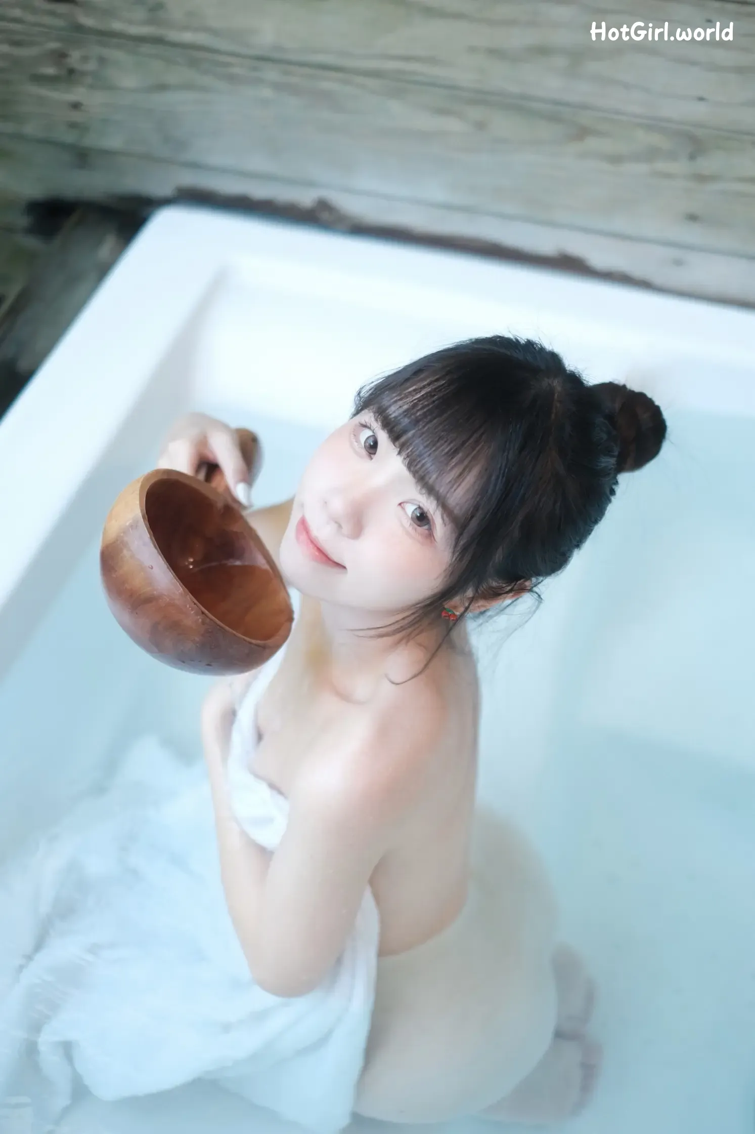 Coser-可可小白兔-意亂情迷の溫泉之旅 第19张图