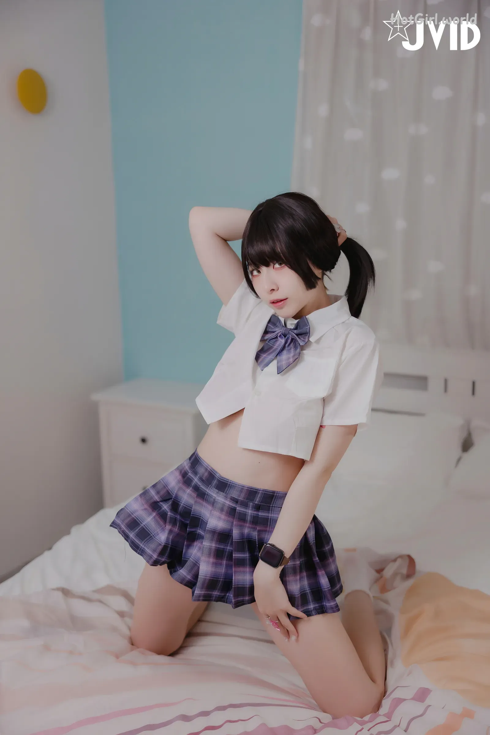 JVID-黎菲兒-超狂真實-32Icup學妹-看色色漫畫難解性慾-青春期少女情慾初開-邀約學長打電動互尬-沒想到-擦槍走火-變成-打炮切磋 第2张图