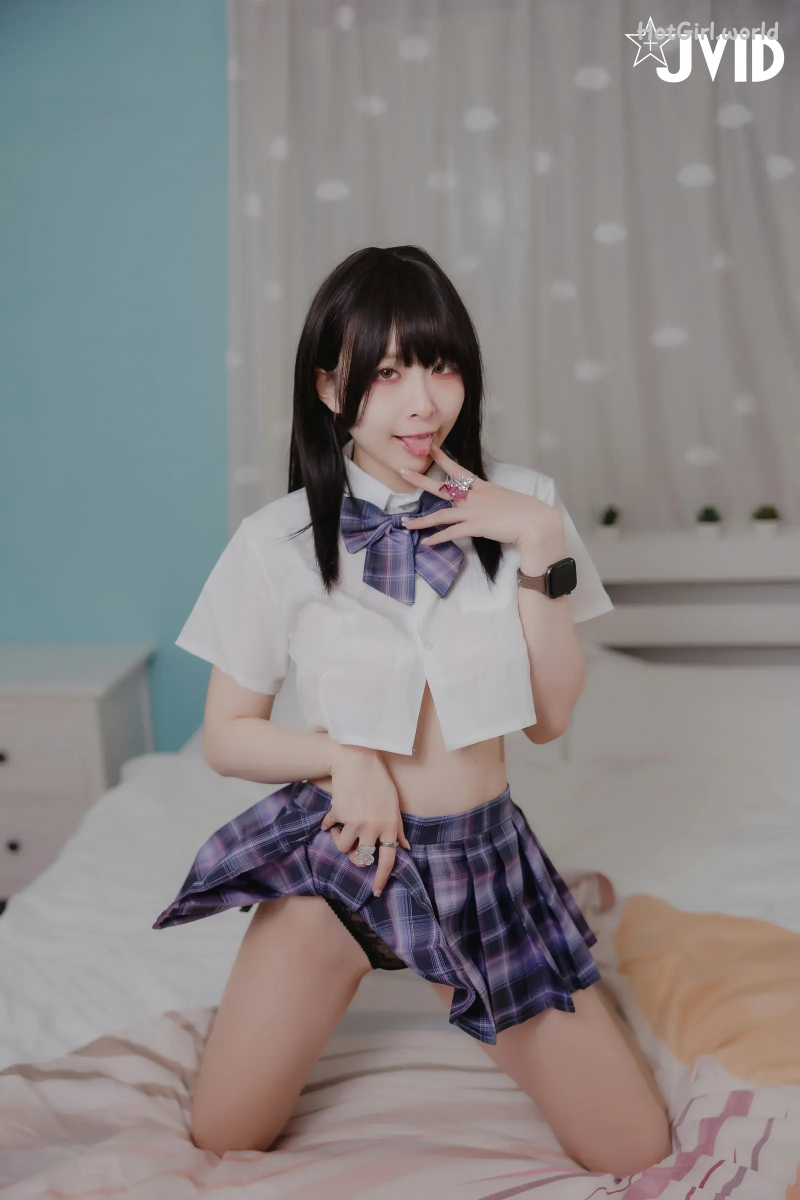 JVID-黎菲兒-超狂真實-32Icup學妹-看色色漫畫難解性慾-青春期少女情慾初開-邀約學長打電動互尬-沒想到-擦槍走火-變成-打炮切磋 第53张图