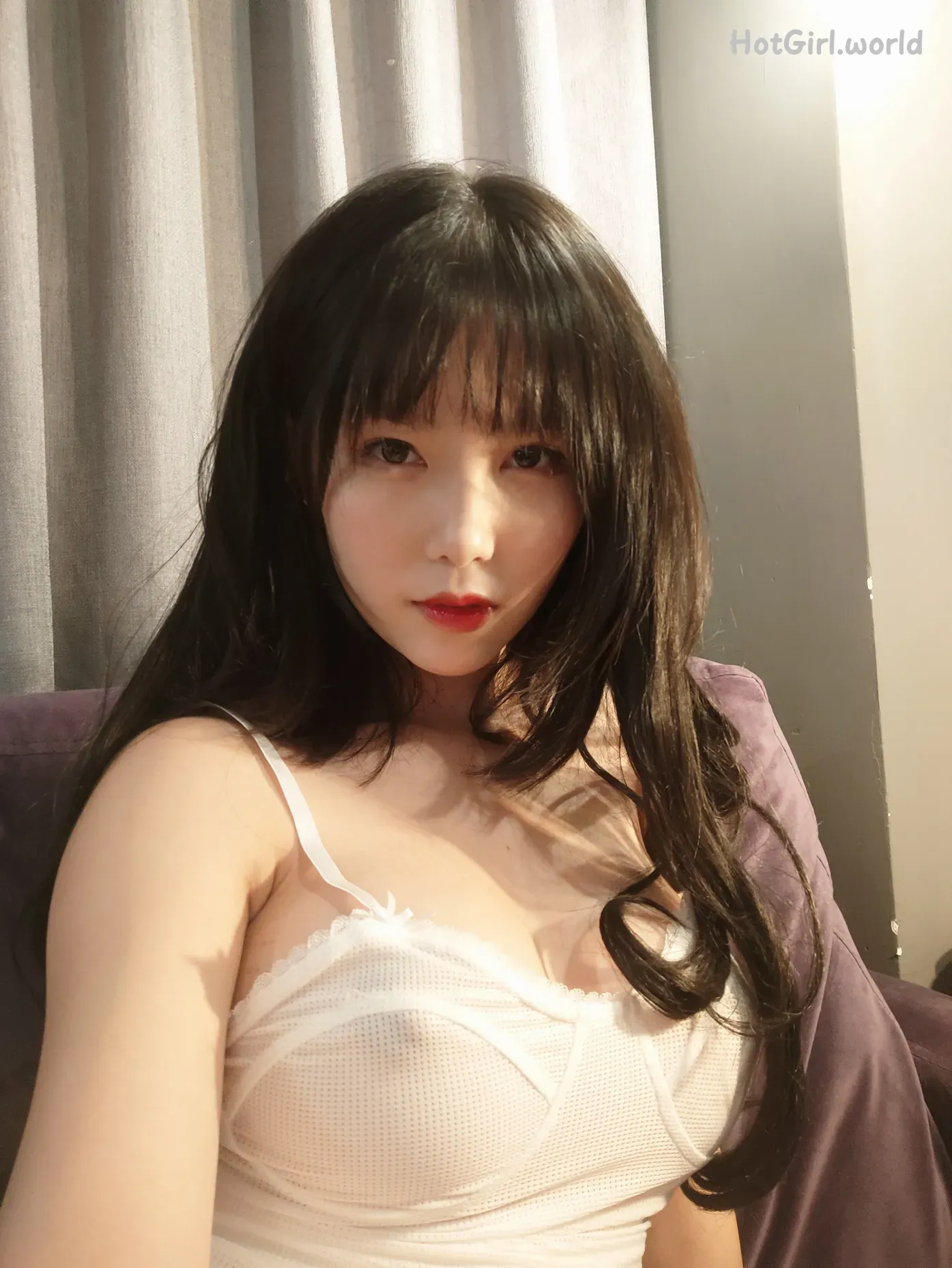 Coser-抖娘-利世-透视吊带自拍 第18张图