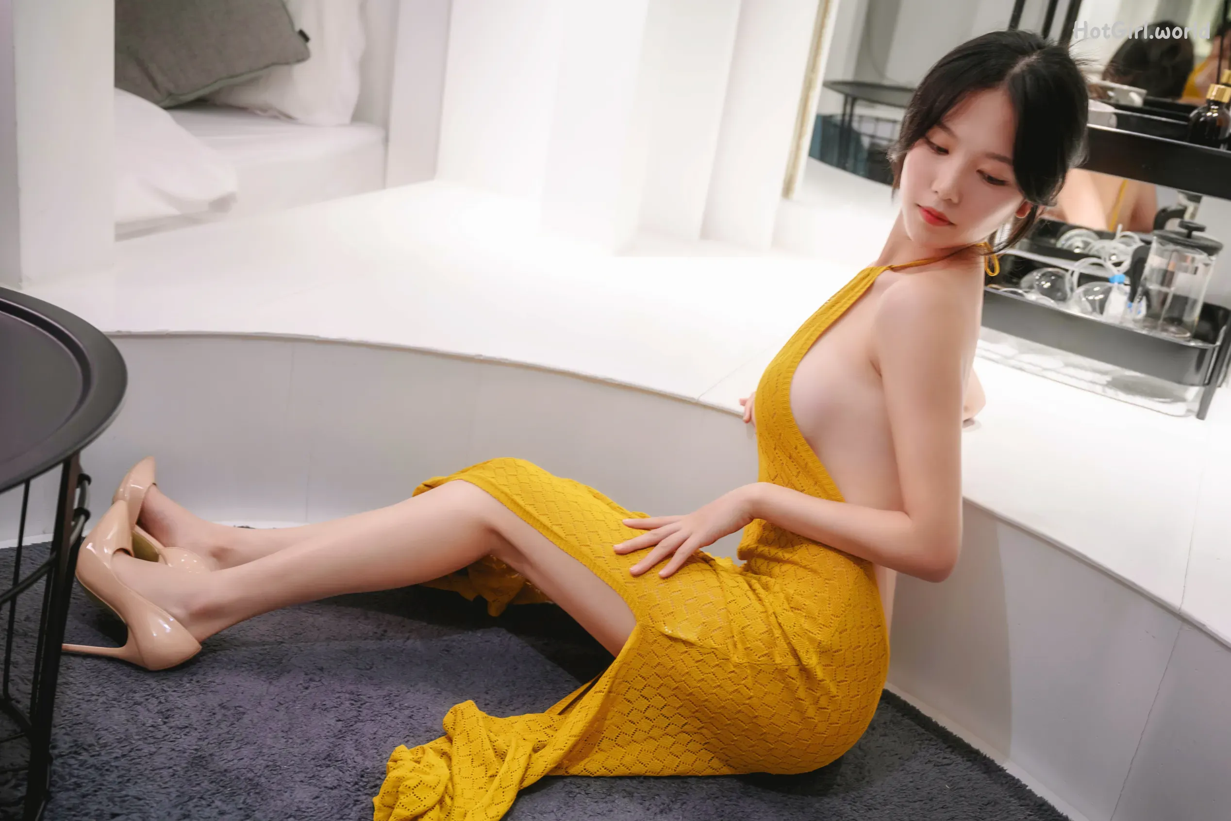 Coser-抖娘-利世-激凸黄色 第28张图
