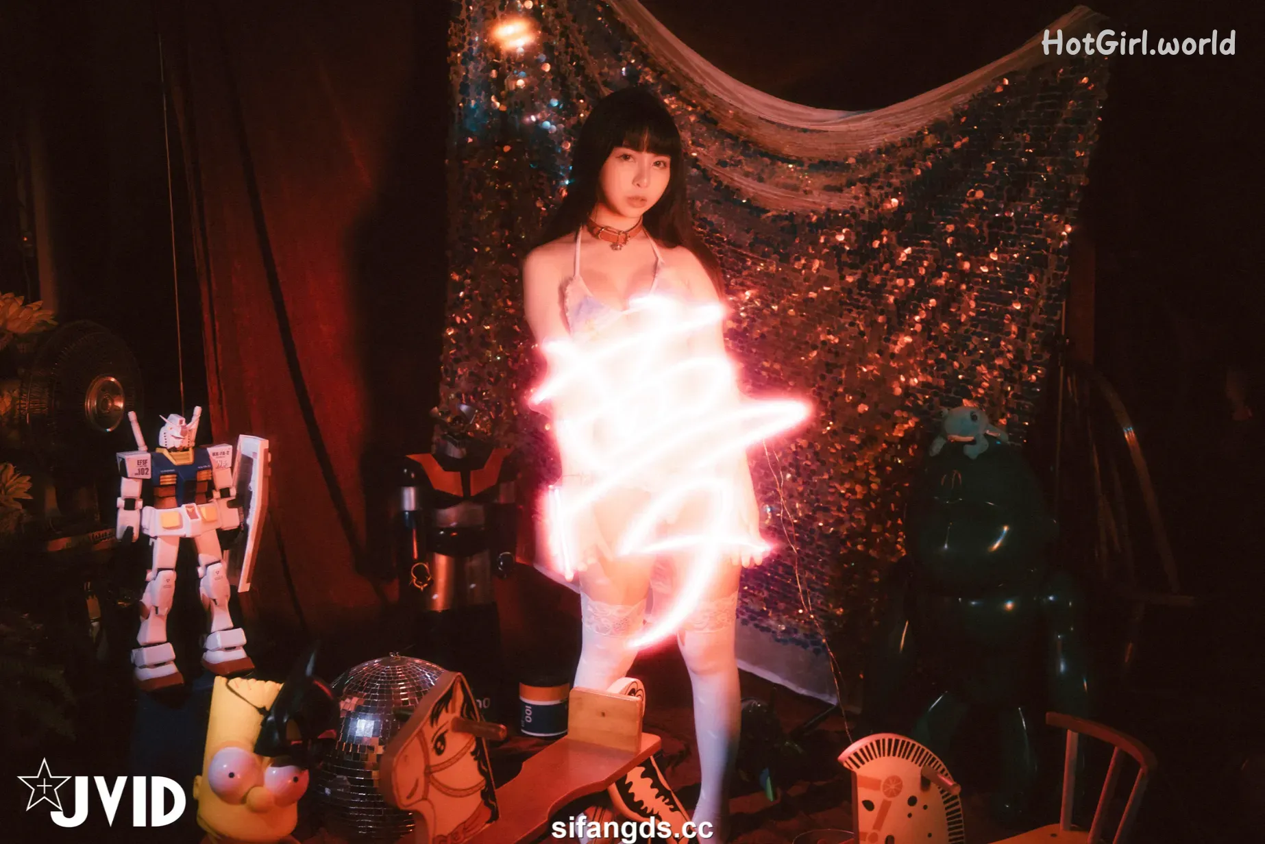 JVID-月台尼-Tiny-遺精之境-成為你今晚的淫夢 第4张图