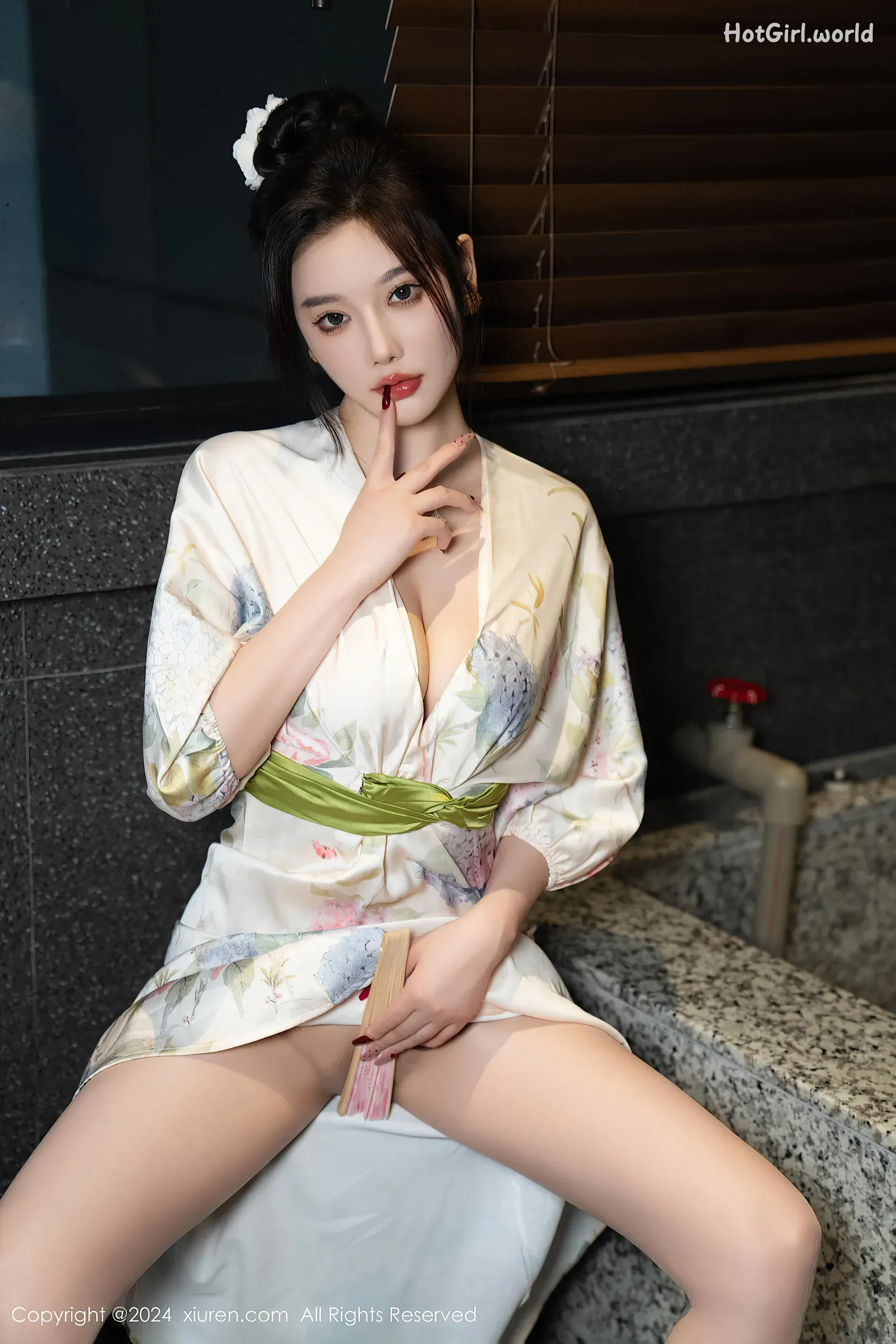 XiuRen-秀人网-No.9470-杨晨晨-Yome-Yang Chen Chen 第1张图