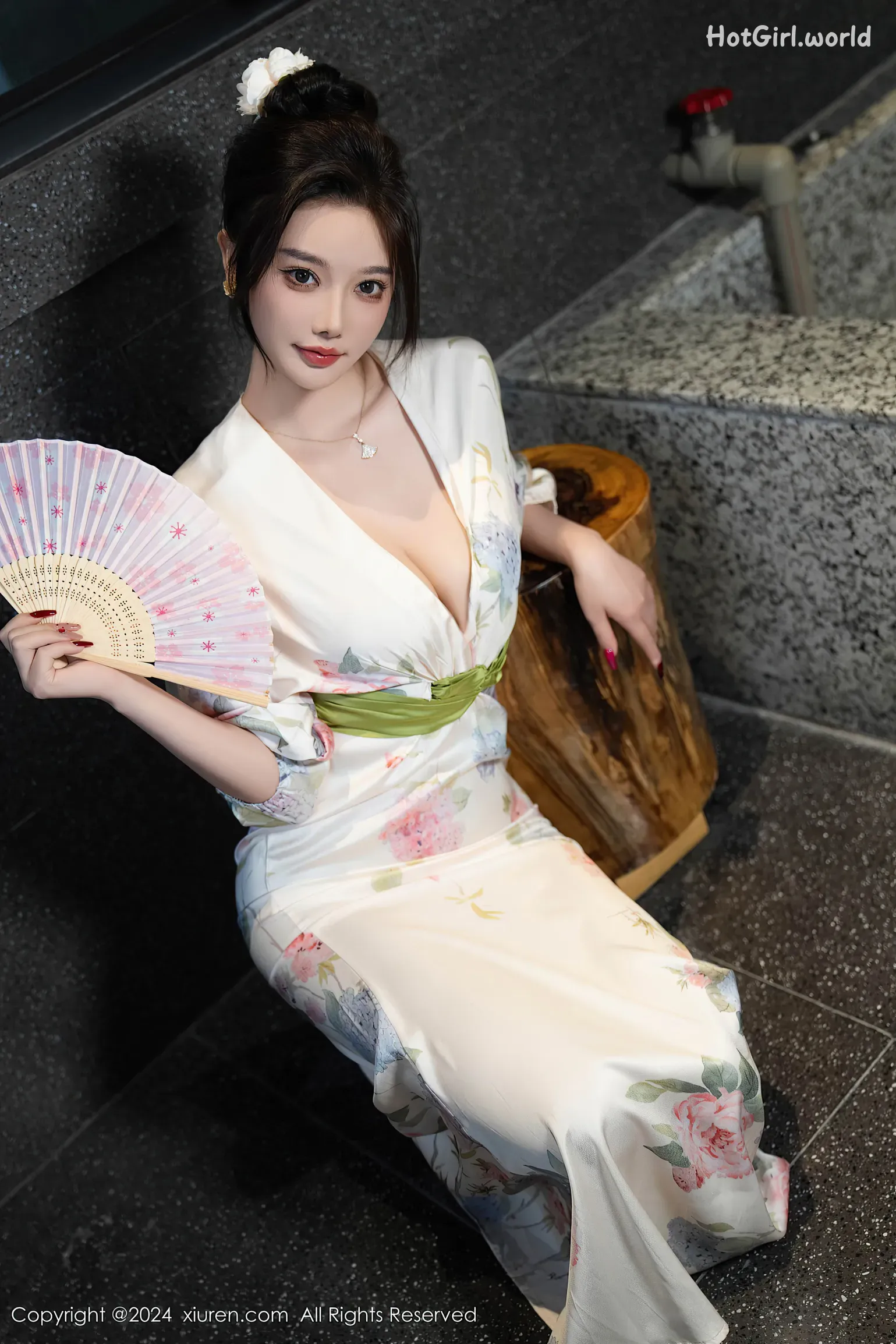 XiuRen-秀人网-No.9470-杨晨晨-Yome-Yang Chen Chen 第25张图