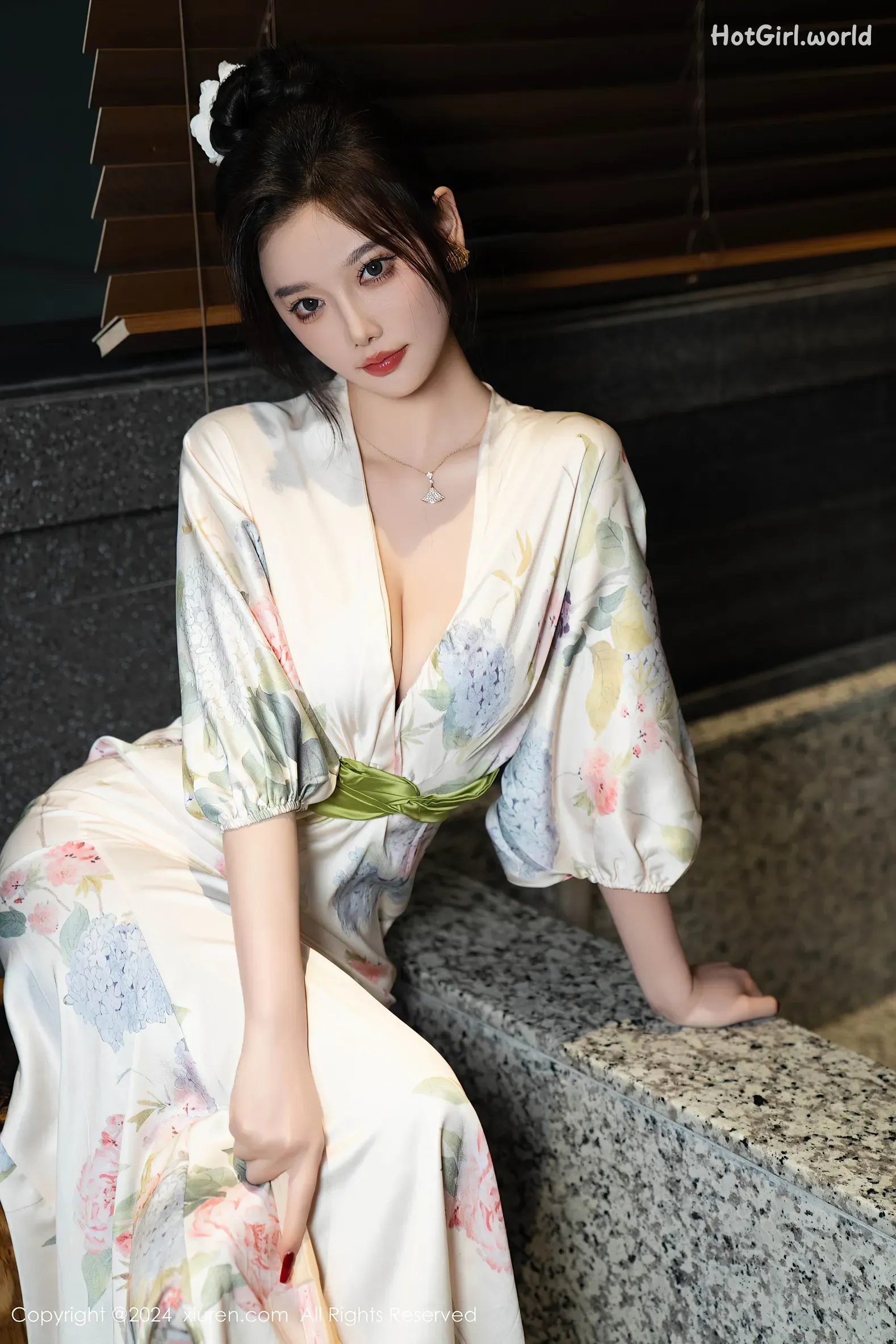 XiuRen-秀人网-No.9470-杨晨晨-Yome-Yang Chen Chen 第28张图