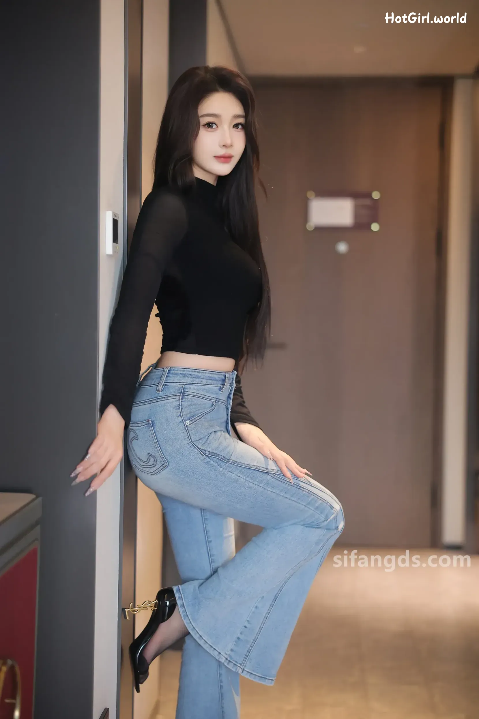 XR Uncensored-Candy-糖糖-R18-秀人网模特-牛仔裤黑丝 第22张图