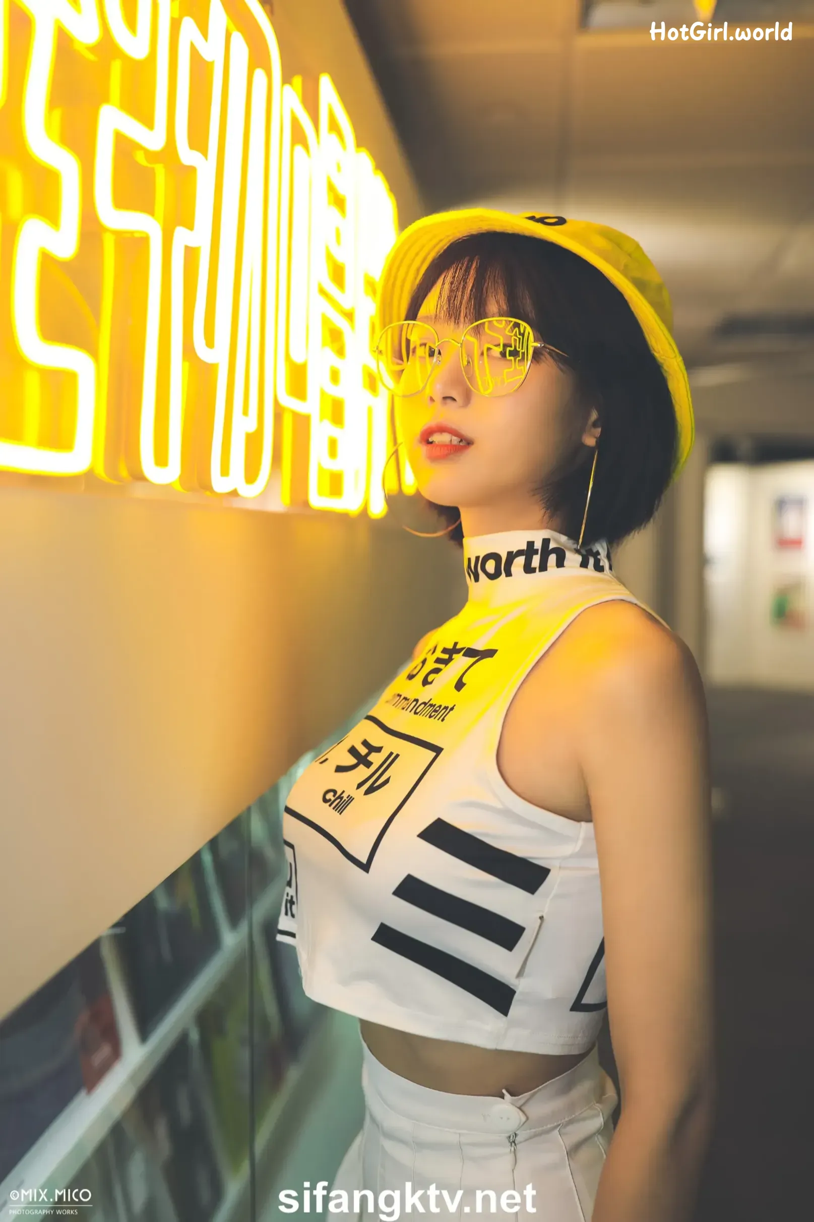 ZERO-&-wxm-&-IES-&-艾昔-极品粉木耳福利姬尺度写真四套集合 第104张图