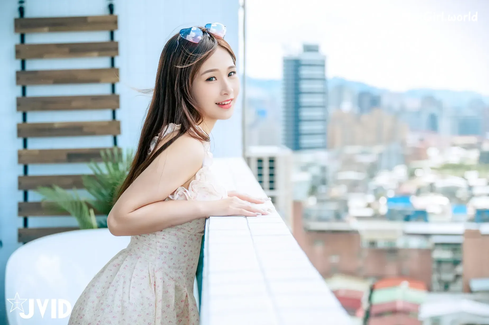 JVID-婕咪-Juice-民宿巧遇-正妹-婕咪-給了我夢幻又炙熱的假期 第13张图