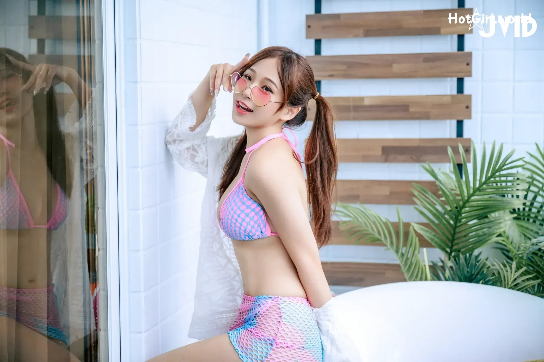 JVID-婕咪-Juice-民宿巧遇-正妹-婕咪-給了我夢幻又炙熱的假期 第49张图