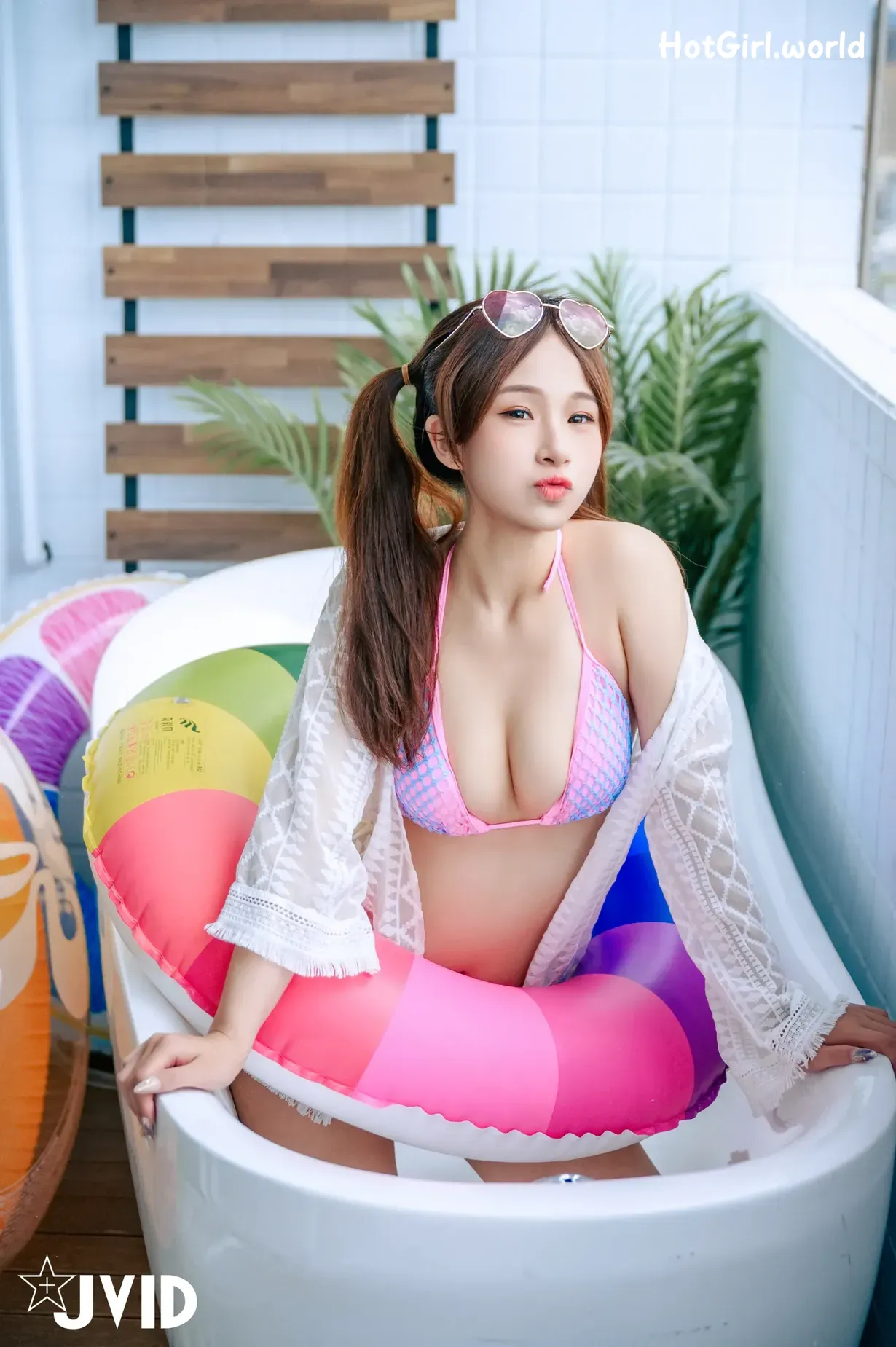JVID-婕咪-Juice-民宿巧遇-正妹-婕咪-給了我夢幻又炙熱的假期 第53张图