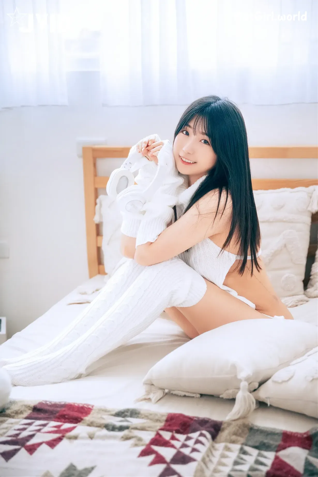 JVID-肉包-Mini-沈迷色色の可愛女友－肉包性欲高漲-發情自慰色誘男友-近距離特寫美鮑 第86张图