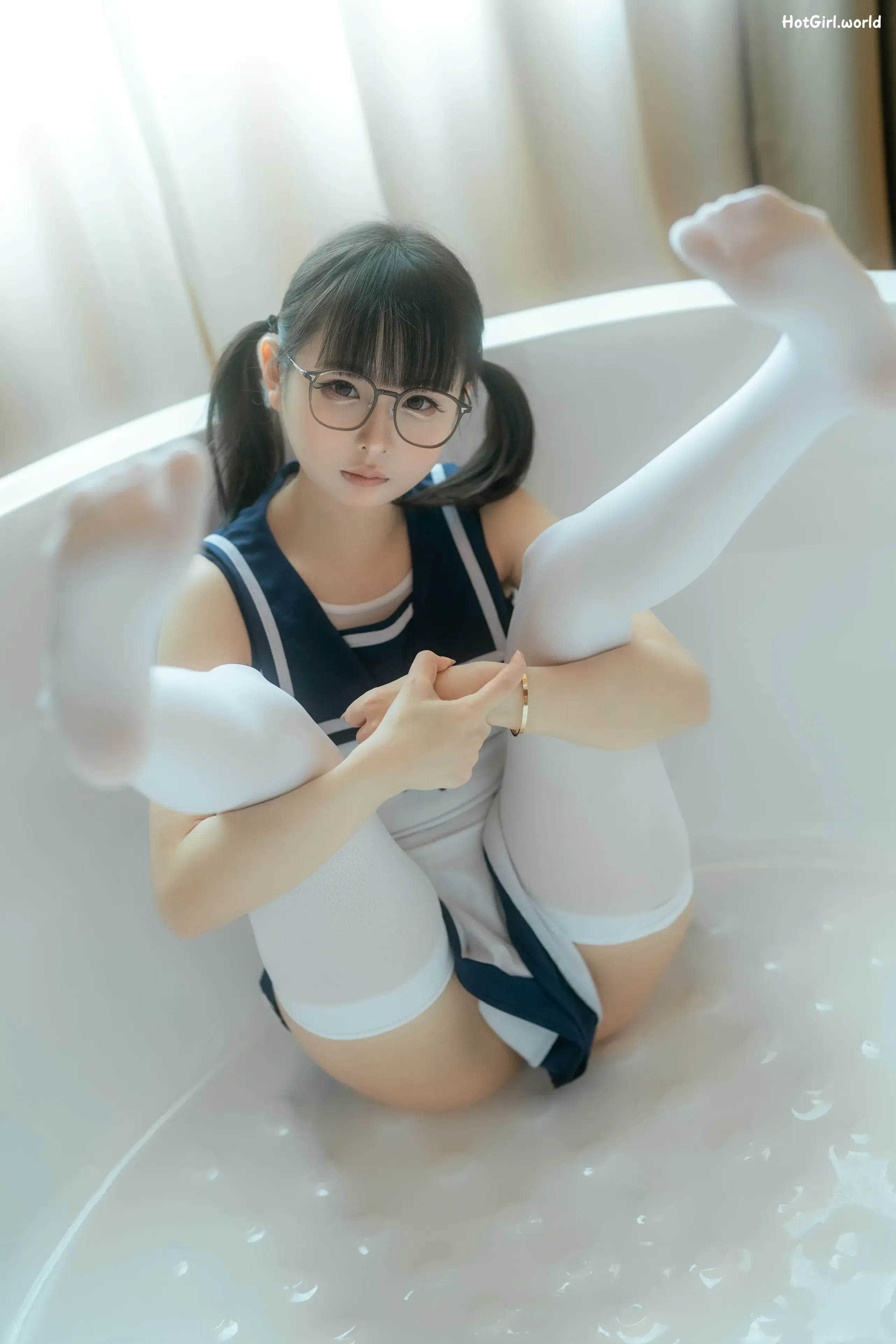 Coser-幼水铃衣-梦浴少女 第5张图