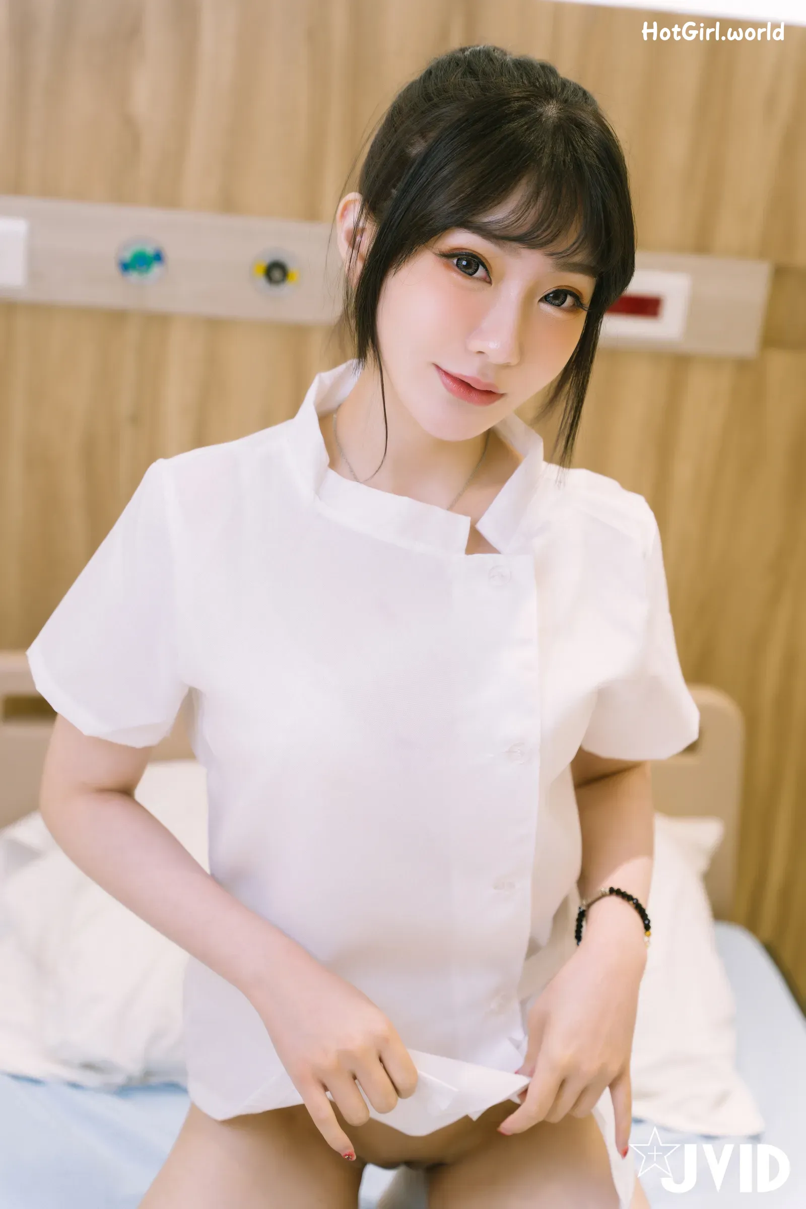 JVID-璃奈醬-性感俏護士-撼動你的大雞巴 第59张图