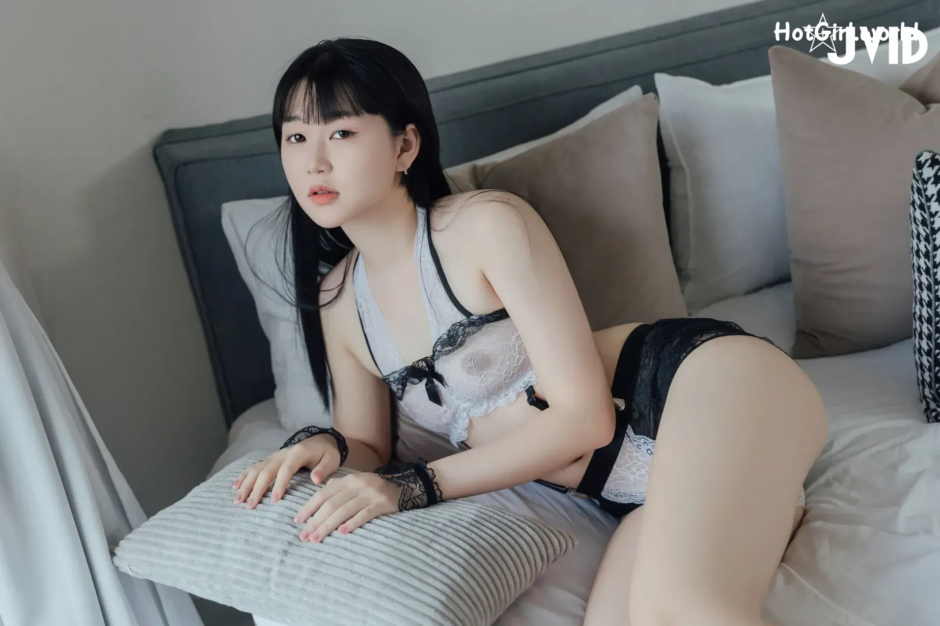JVID-乔安-超Ｍ小女友喬安-越羞辱她越喜歡-全裸掰開挑逗 第4张图