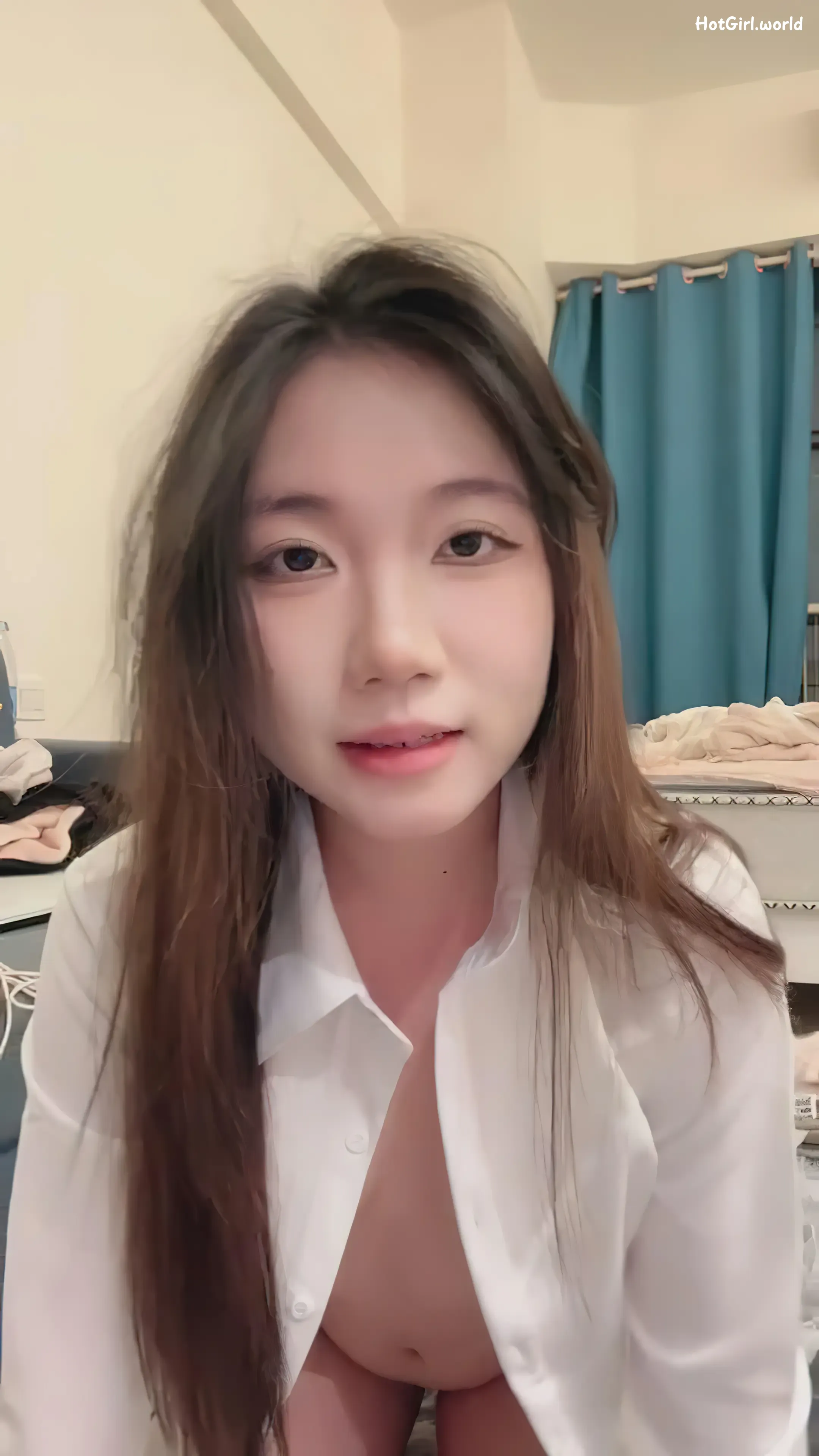 女大猫猫在校-19岁女学生-调教日记（2 videos） 第3张图