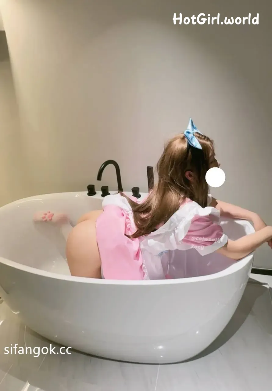 小黄帝Zoey-付费VIP-美臀小可爱露出性爱视图合集（32 videos） 第36张图