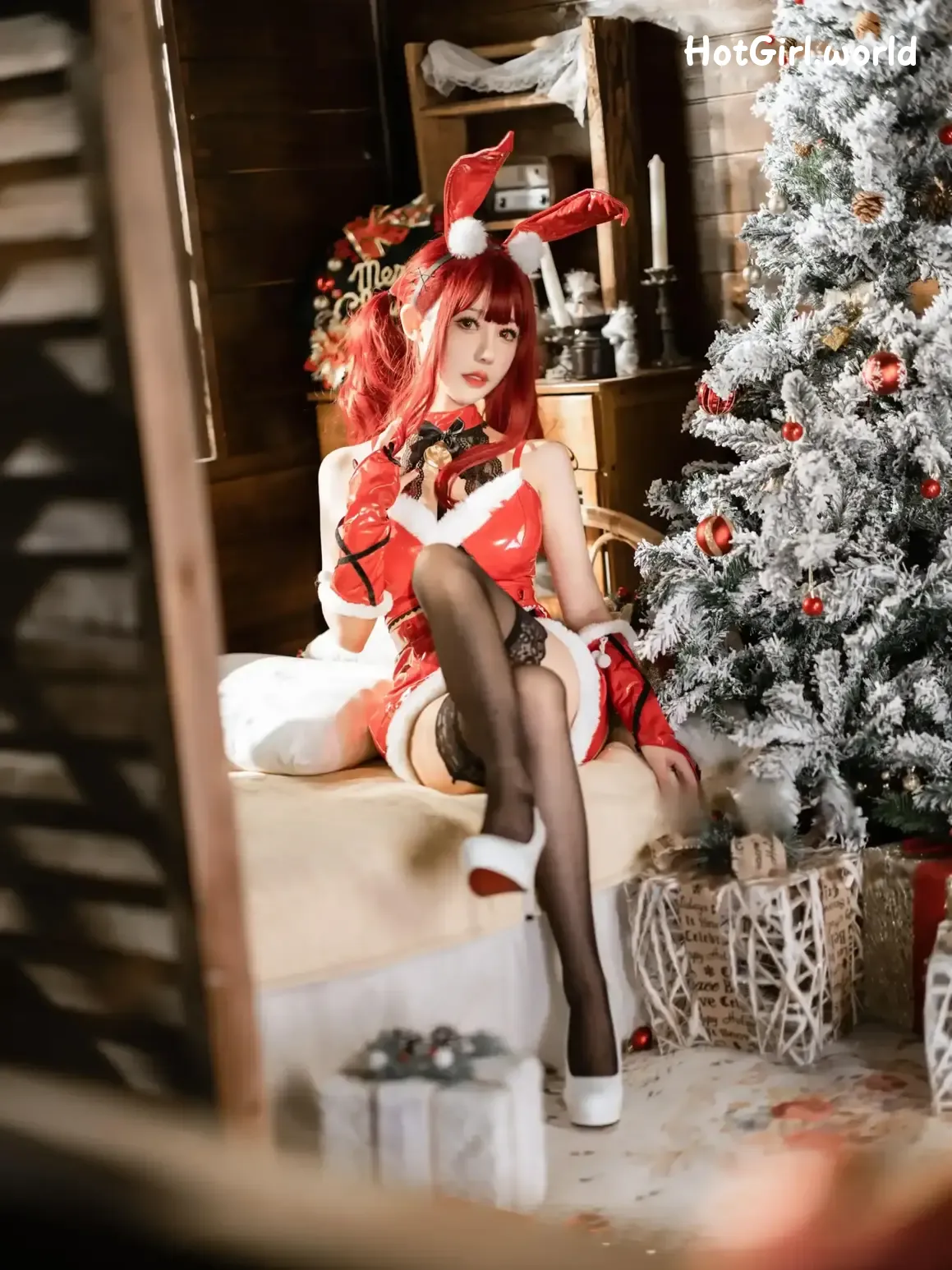 Coser-仙女月-红色圣诞兔 第2张图